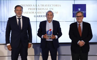 Premio a la trayectoria profesional en asesoramiento legal para Garrido en la I Edición de los Premios Derecho de La Razón