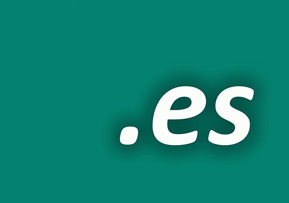 El sufijo .es como dominio indicativo del nombre de una página o sitio de origen español carece de fuerza distintiva para diferenciar una marca