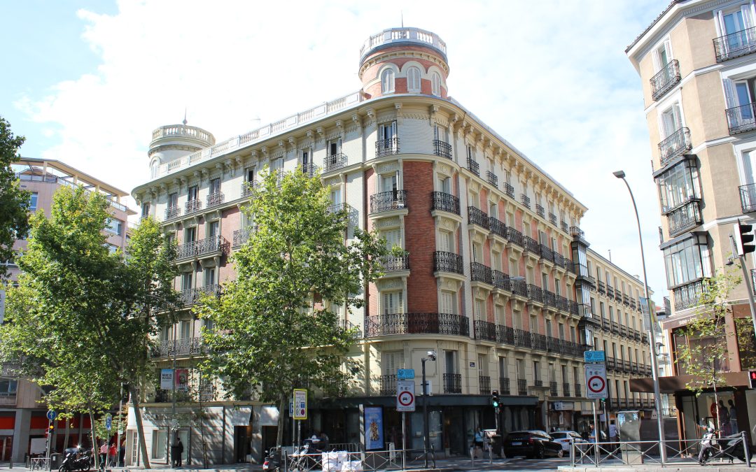 El conocimiento del valor de tasación hipotecaria a través de la escritura de préstamo que acompaña a la de compraventa permite la comprobación de valores sin motivación previa