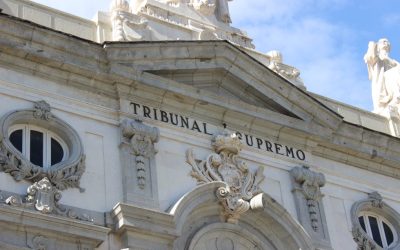 Análisis jurisdiccional de la suspensión automática de las deudas tributarias acordada en vía económica: el juez tiene alcance pleno para decidir pero, si deniega la suspensión, debe razonarlo