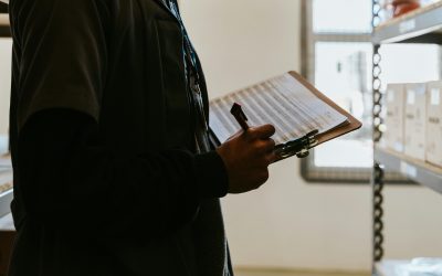 La entrada de la Inspección de Trabajo en el domicilio social que también es centro de trabajo de la empresa requiere autorización judicial previa aunque no haya registro ni intervención de archivos